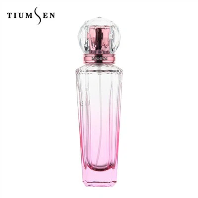 Flacon de parfum rose clair