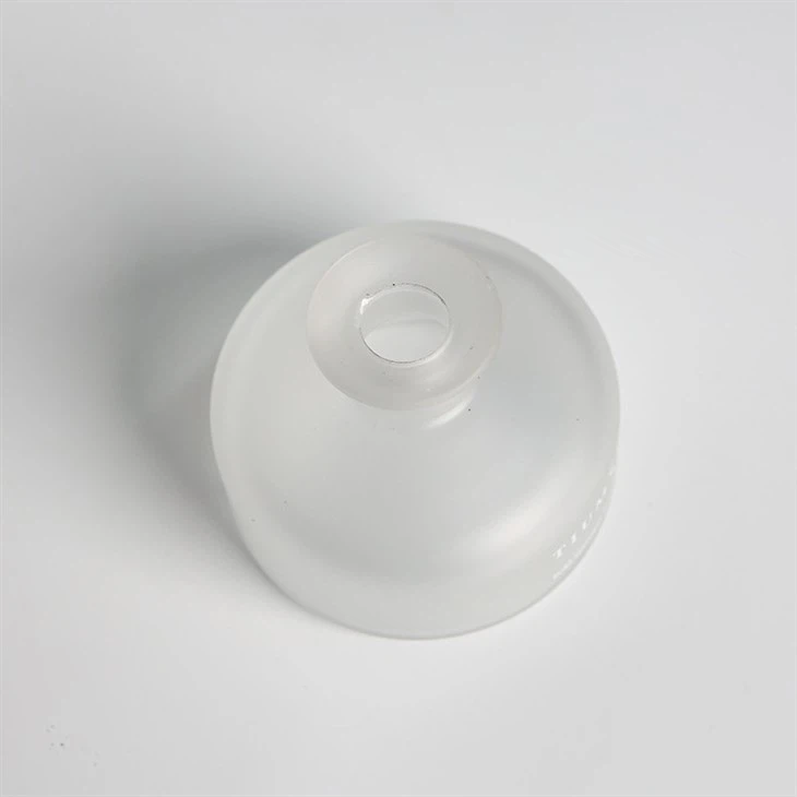 round reed diffuser bottle