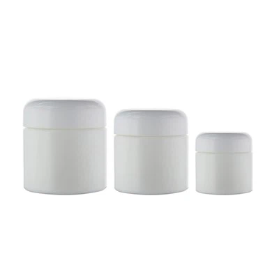 Pots de crème pour le visage